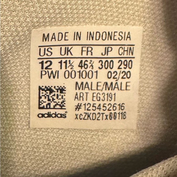 Adidas Questar Flow White/White size 12 - Picture 9 of 9